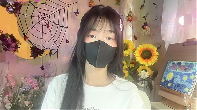 Snapshot of Your-Sunshine chatting on 12, 11, 2025 Your-Sunshine online show from 12, 11, 2025