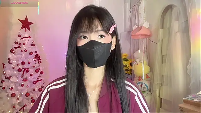 Snapshot of Your-Sunshine chatting on 27, 11, 2025 Your-Sunshine online show from 27, 11, 2025