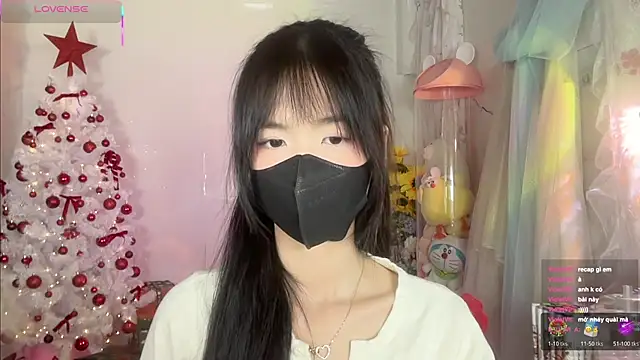 Snapshot of Your-Sunshine chatting on 14, 12, 2025 Your-Sunshine online show from 14, 12, 2025