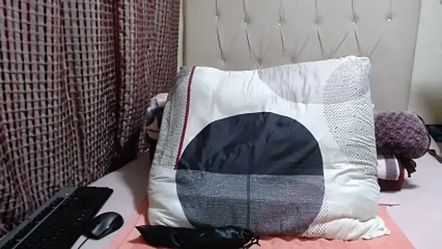 CHOCOLATEDARKBUSTYX online show from 27, 11, 2025