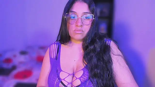 Snapshot of Soysofiarodrigu chatting on 12, 3, 2025 Soysofiarodrigu online show from 12, 3, 2025