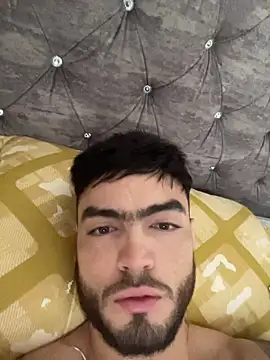 Snapshot of Paulwolf69 chatting on 21, 11, 2025 Paulwolf69 online show from 21, 11, 2025