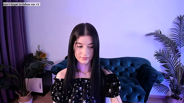 Snapshot of LauraCoy chatting on 14, 1, 2025 LauraCoy online show from 14, 1, 2025