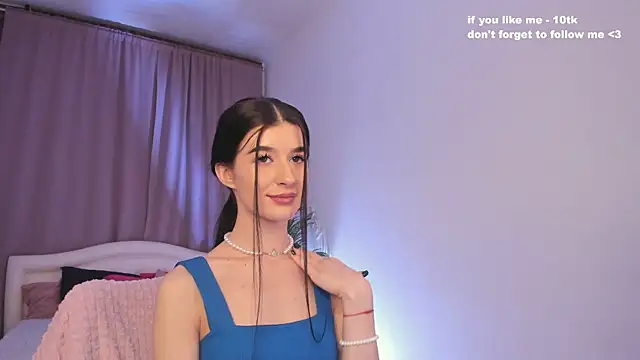 Snapshot of LauraCoy chatting on 17, 2, 2025 LauraCoy online show from 17, 2, 2025