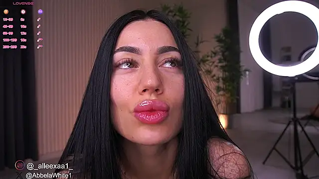 Abbela White online show from 28, 1, 2025