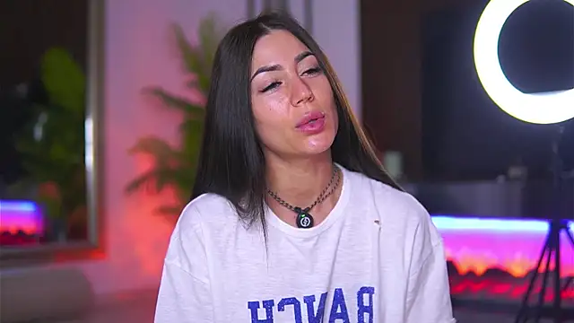 Abbela White online show from 14, 4, 2026