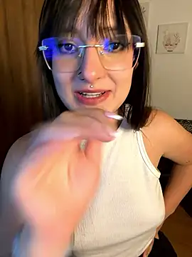 Snapshot of Megan_lu2 chatting on 2, 12, 2024 Megan lu2 online show from 2, 12, 2024