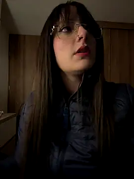 Snapshot of Megan_lu2 chatting on 3, 12, 2024 Megan lu2 online show from 3, 12, 2024