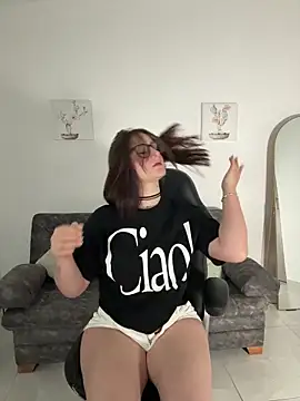 Megan lu2 online show from 27, 11, 2025