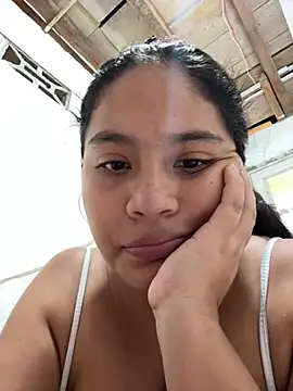 Snapshot of moncerrat_luna chatting on 9, 7, 2026 moncerrat luna online show from 9, 7, 2026