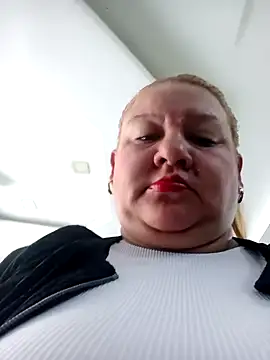 Snapshot of HORNY_MATURE25 chatting on 27, 12, 2024 HORNY MATURE25 online show from 27, 12, 2024