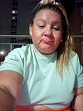 Snapshot of HORNY_MATURE25 chatting on 3, 2, 2025 HORNY MATURE25 online show from 3, 2, 2025