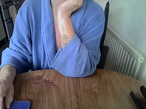 Snapshot of daddyflash chatting on 18, 5, 2026 daddyflash online show from 18, 5, 2026