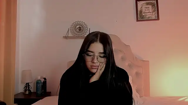 Snapshot of aliice_walker_ chatting on 28, 1, 2025 aliice walker online show from 28, 1, 2025