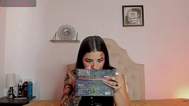 Snapshot of aliice_walker_ chatting on 10, 2, 2025 aliice walker online show from 10, 2, 2025