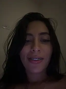 Snapshot of Sophie__Foxxx chatting on 4, 1, 2025 Sophie Foxxx online show from 4, 1, 2025