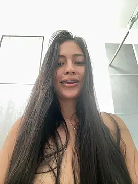 Snapshot of Sophie__Foxxx chatting on 7, 1, 2025 Sophie Foxxx online show from 7, 1, 2025