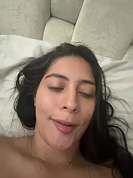 Sophie  Foxxx online show from 13, 6, 2026