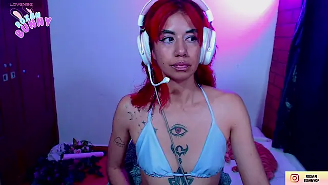 Roxanbunny1 online show from 21, 9, 2025