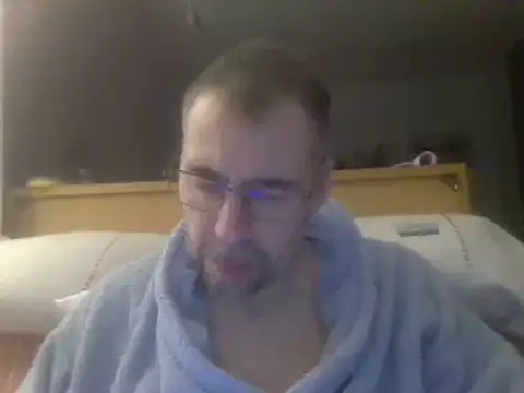 Snapshot of ptitcanard60600 chatting on 5, 1, 2025 ptitcanard60600 online show from 5, 1, 2025