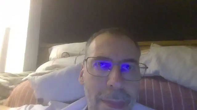 Snapshot of ptitcanard60600 chatting on 25, 9, 2025 ptitcanard60600 online show from 25, 9, 2025