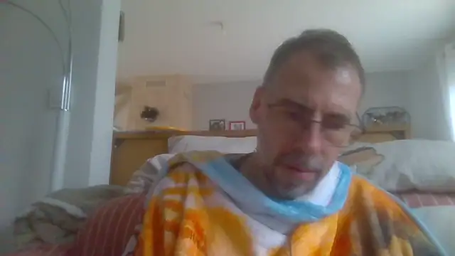 Snapshot of ptitcanard60600 chatting on 2, 10, 2025 ptitcanard60600 online show from 2, 10, 2025