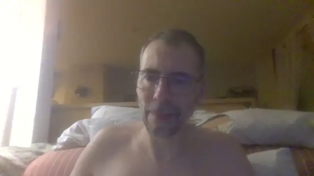 Snapshot of ptitcanard60600 chatting on 5, 10, 2025 ptitcanard60600 online show from 5, 10, 2025