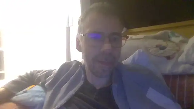 Snapshot of ptitcanard60600 chatting on 5, 11, 2025 ptitcanard60600 online show from 5, 11, 2025