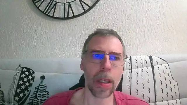 Snapshot of ptitcanard60600 chatting on 20, 4, 2026 ptitcanard60600 online show from 20, 4, 2026