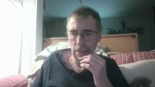 Snapshot of ptitcanard60600 chatting on 26, 4, 2026 ptitcanard60600 online show from 26, 4, 2026