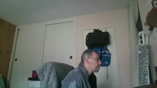Snapshot of ptitcanard60600 chatting on 13, 5, 2026 ptitcanard60600 online show from 13, 5, 2026