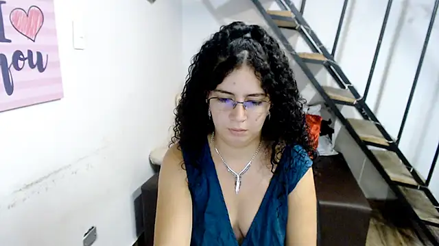 samantha baby  online show from 27, 1, 2025