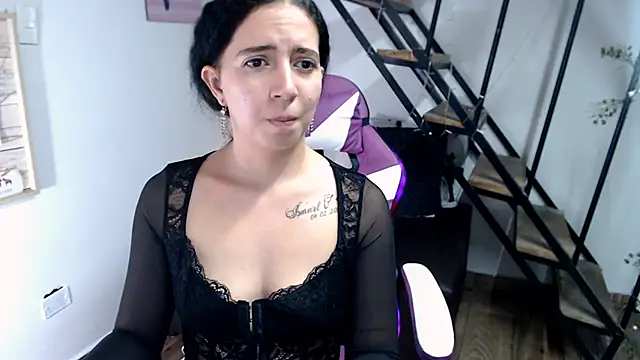 samantha baby  online show from 5, 10, 2025