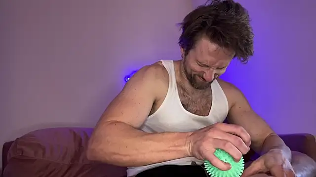 Snapshot of alexmannd chatting on 3, 11, 2025 alexmannd online show from 3, 11, 2025