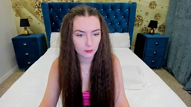 Katrina Minchels online show from 3, 10, 2025