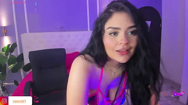 Snapshot of martinasaez chatting on 19, 6, 2026 martinasaez online show from 19, 6, 2026