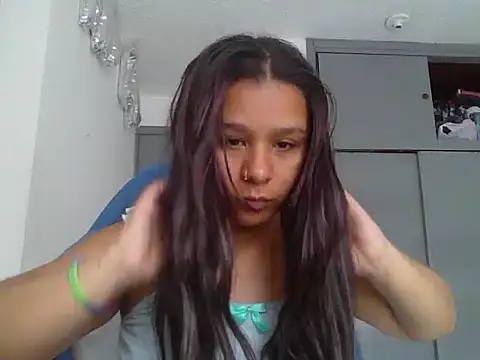 Snapshot of Charis_21 chatting on 11, 7, 2026 Charis 21 online show from 11, 7, 2026