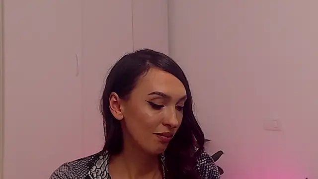 YourSweetSinn online show from 3, 3, 2025