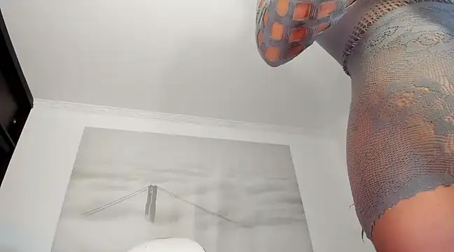 Snapshot of Apotheosis01 chatting on 5, 1, 2025 Apotheosis01 online show from 5, 1, 2025