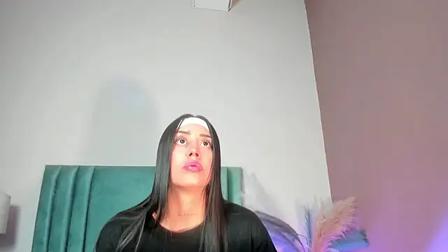 Snapshot of NoraDasilva chatting on 10, 2, 2026 NoraDasilva online show from 10, 2, 2026