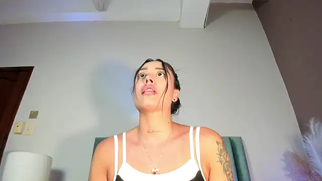 Snapshot of NoraDasilva chatting on 21, 3, 2026 NoraDasilva online show from 21, 3, 2026