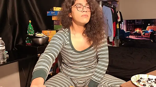 ShinyCherub online show from 10, 1, 2025