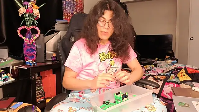 ShinyCherub online show from 30, 1, 2025