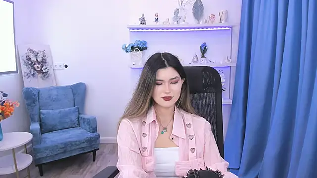 AnneTLi online show from 3, 11, 2025