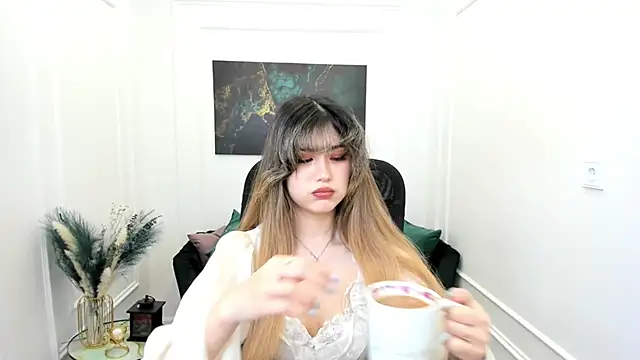 AnneTLi online show from 28, 6, 2026