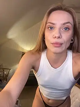 Snapshot of Angy_Netal chatting on 10, 12, 2024 Angy Netal online show from 10, 12, 2024