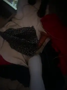 Soumis7575 online show from 11, 1, 2025