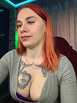 Snapshot of Queen_of_pain chatting on 2, 2, 2025 Queen of pain online show from 2, 2, 2025