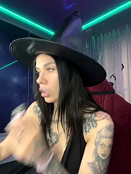 Snapshot of Queen_of_pain chatting on 28, 10, 2025 Queen of pain online show from 28, 10, 2025