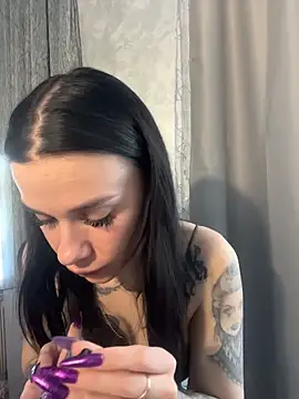 Queen of pain online show from 8, 5, 2026